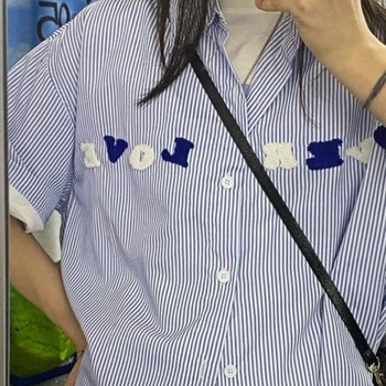 Vasaros Mėlyna Dryžuotas Marškinėliai Trumpomis Rankovėmis Moterims Harajuku Streetwear Siuvinėjimo Prarasti Derliaus Visas Rungtynes Vieno Krūtinėmis Naują Atsitiktinis